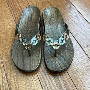 Vionic Flip Flops Orthaheel Embellished Thong Sandal Womens Size 8